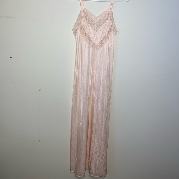 Vintage Gilead 70’s Light Pink Maxi Nightgown Size Small - Picture 7 of 12